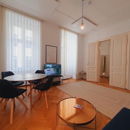 Savoir Vivre Apartments Rosinagasse Wien Exteriör bild