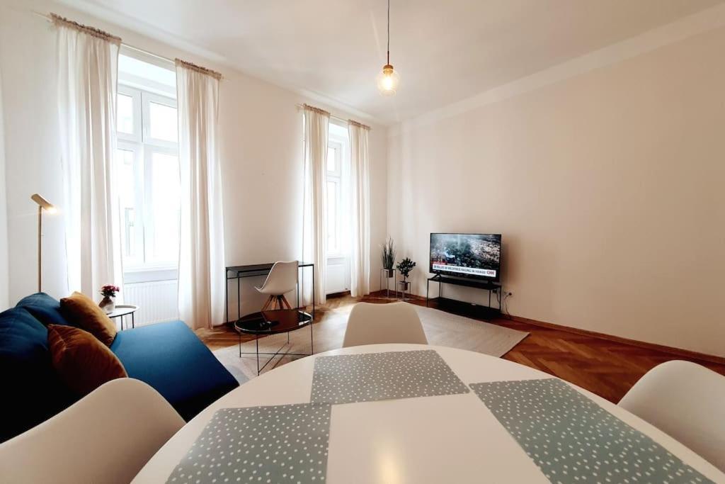 Savoir Vivre Apartments Rosinagasse Wien Exteriör bild